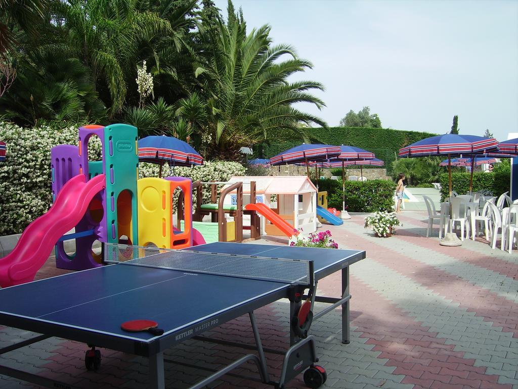 Residence La Carruba Diano Marina Dış mekan fotoğraf