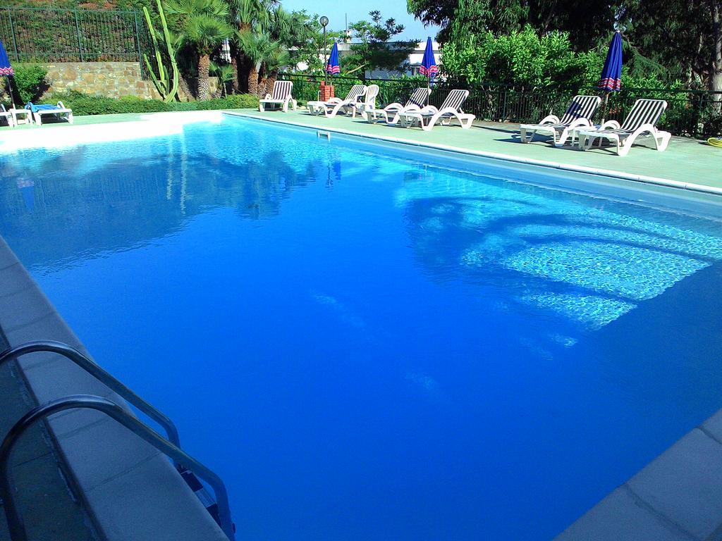 Residence La Carruba Diano Marina Dış mekan fotoğraf