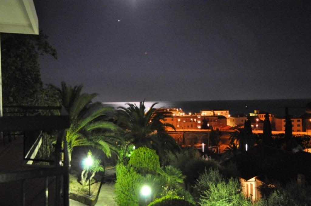 Residence La Carruba Diano Marina Dış mekan fotoğraf