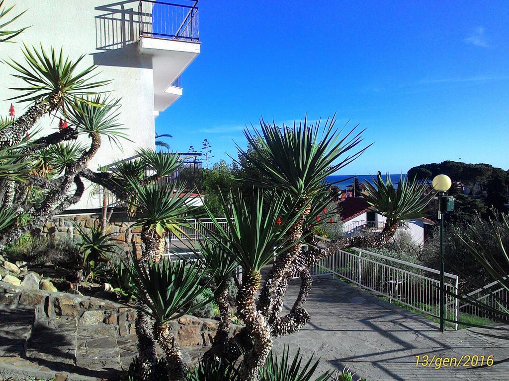 Residence La Carruba Diano Marina Dış mekan fotoğraf