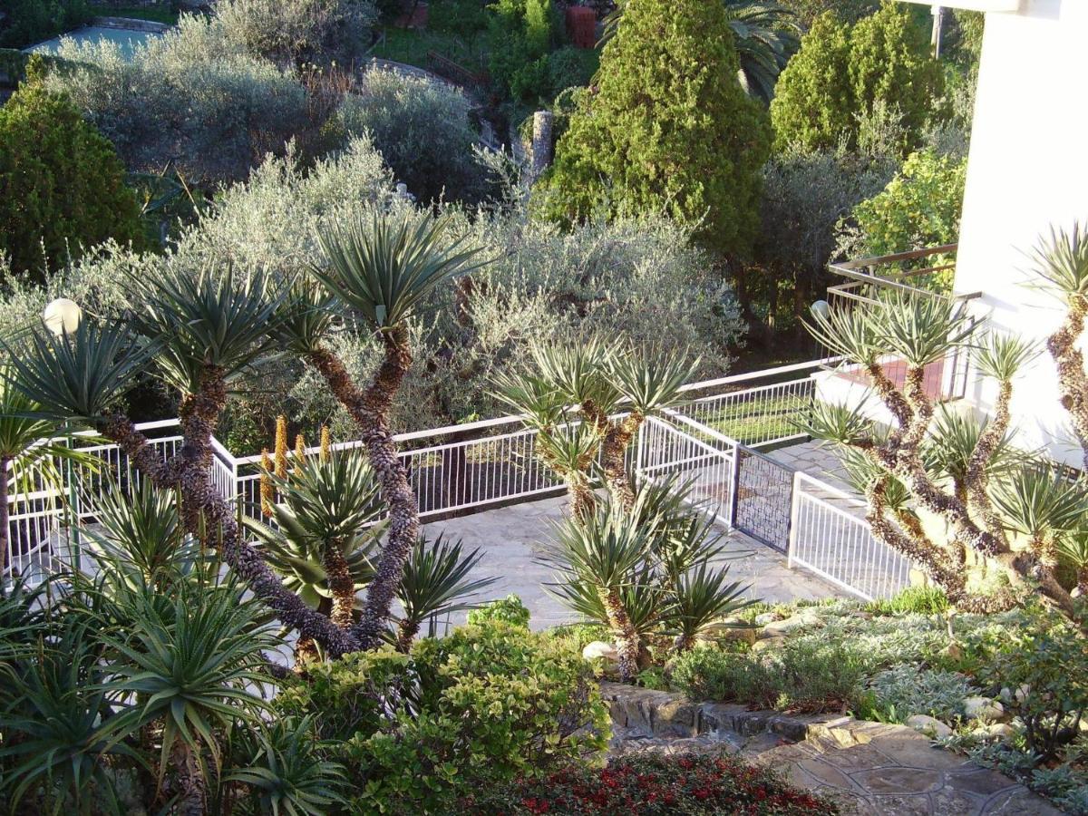 Residence La Carruba Diano Marina Dış mekan fotoğraf